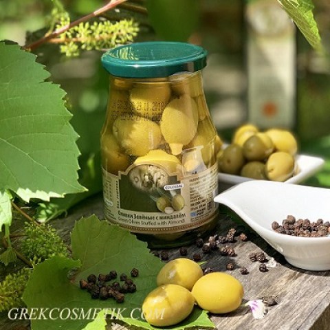 Оливки зеленые с миндалем
